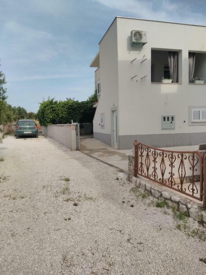 Apartment Tomo Razanj Exterior photo